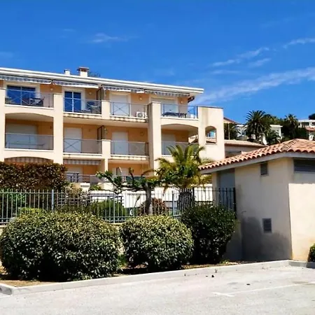 Jolie Loft Les Issambres Golf De Saint-Tropez Les Issambres